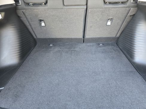 Used 2023 Honda HR-V LX image 23