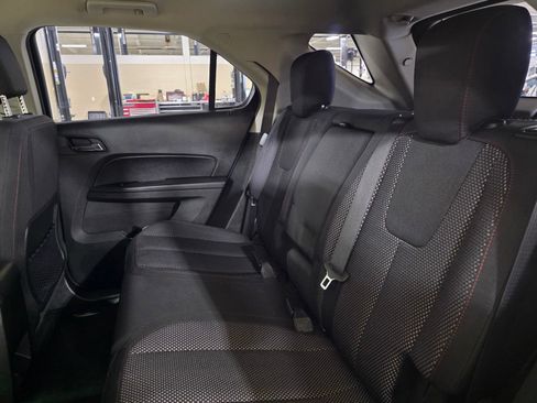 Used 2017 Chevrolet Equinox LS FWD image 14