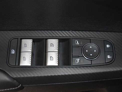 New 2026 Mitsubishi Outlander ES image 21