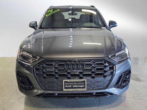 Used 2025 Audi Q5 e Premium Plus w/ Premium Plus Package image 2