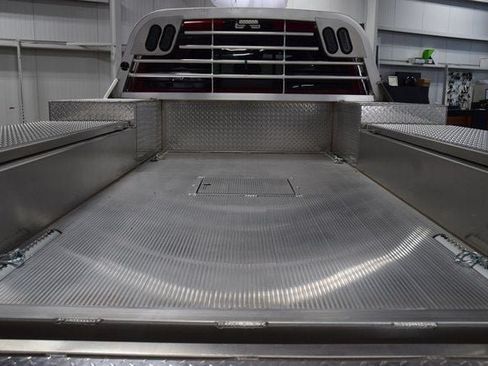 Used 2024 RAM 4500 SLT w/ Quick Order Package 2YG SLT AWD/4WD image 17