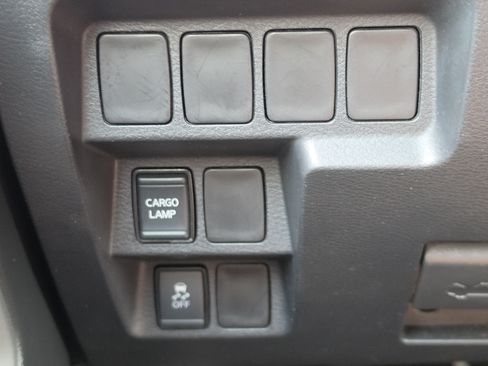 Used 2022 Nissan Frontier SV RWD image 14