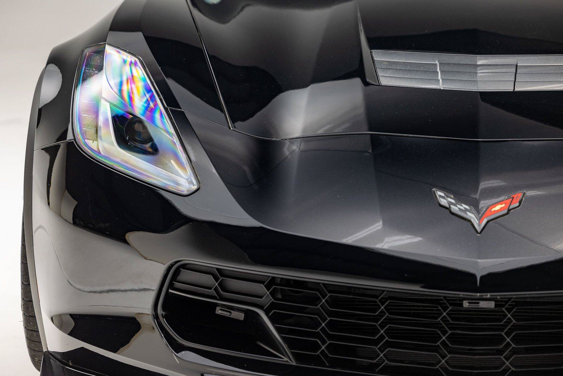 Used 2019 Chevrolet Corvette Grand Sport w/ Carbon Flash Badge Package RWD image 33