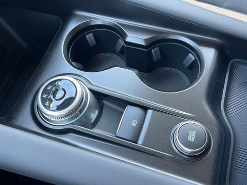 New 2026 Ford Explorer Active AWD/4WD image 20