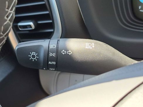 New 2026 Hyundai Venue SEL FWD image 26