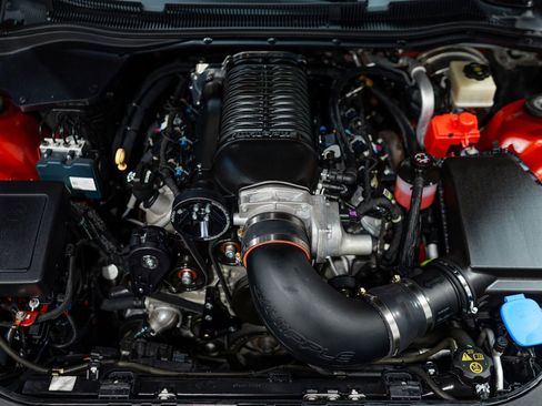 Used 2016 Chevrolet SS image 39