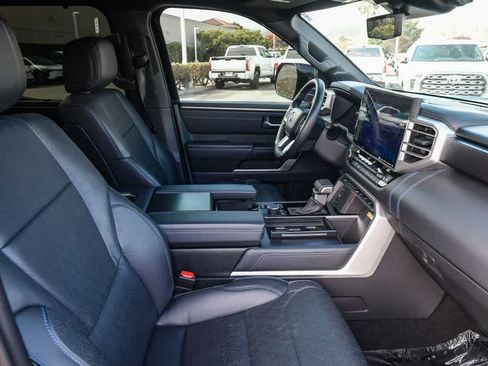 Used 2023 Toyota Tundra Platinum AWD/4WD image 15