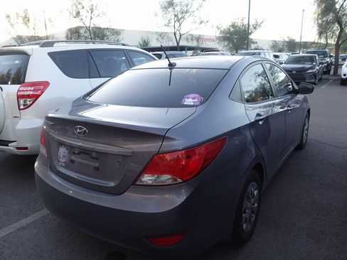 Used 2016 Hyundai Accent SE w/ Option Group 02 image 3