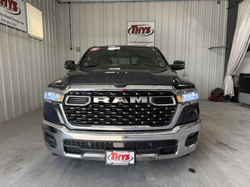 Used 2025 RAM 1500 Big Horn AWD/4WD image 14