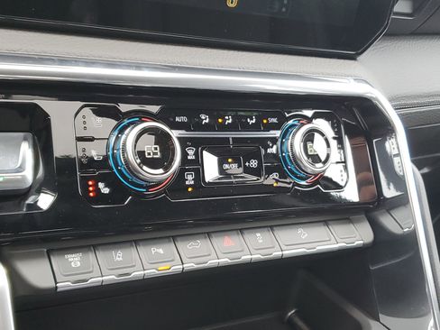 New 2026 GMC Sierra 2500 Denali w/ Denali Reserve Package image 21