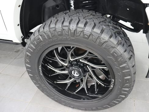 Used 2023 RAM 2500 Limited AWD/4WD image 3