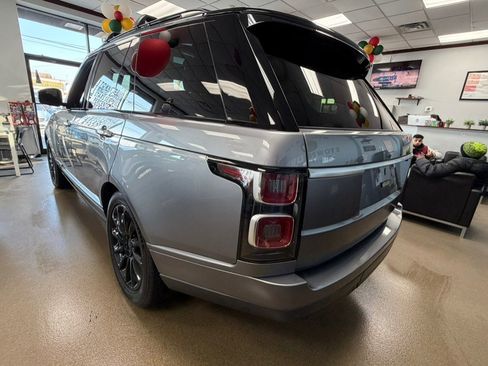 Used 2020 Land Rover Range Rover HSE image 10