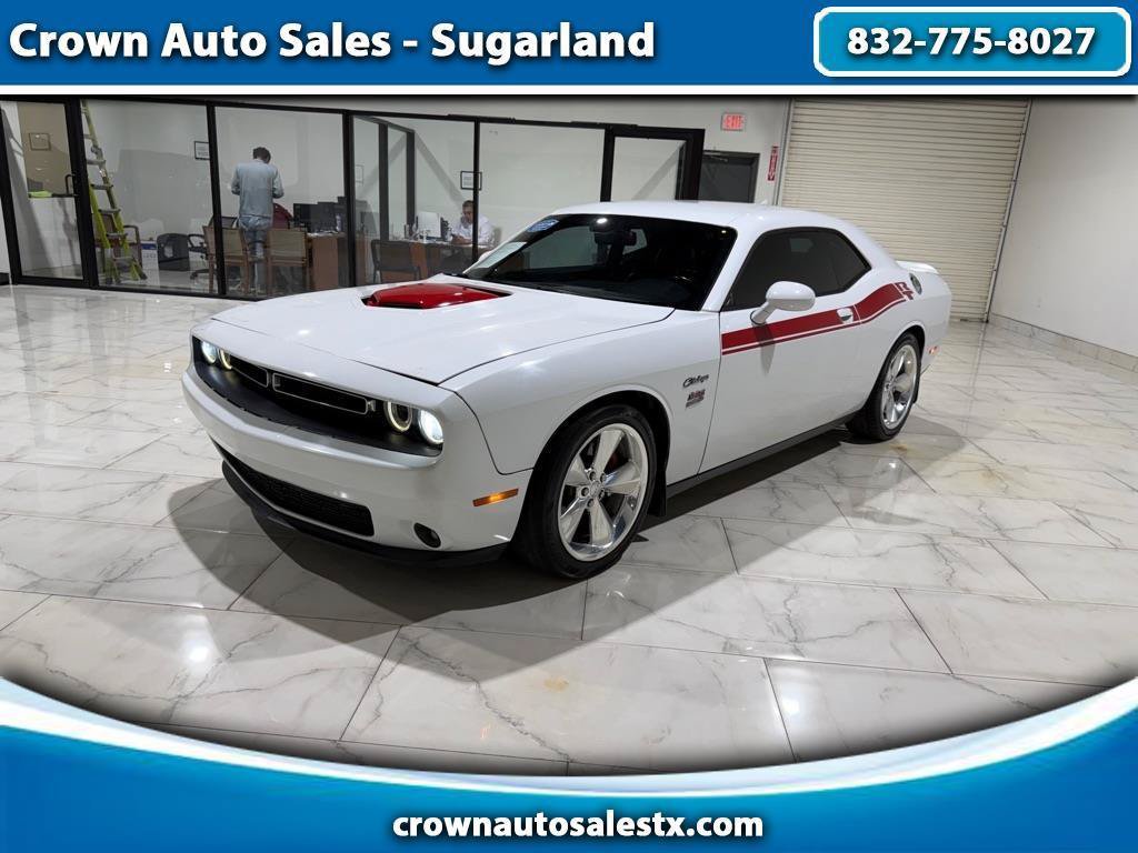 Used 2016 Dodge Challenger R/T Plus RWD image 1