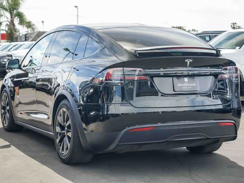Used 2022 Tesla Model X image 6