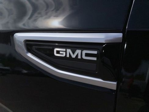Used 2023 GMC Yukon Denali AWD/4WD image 25