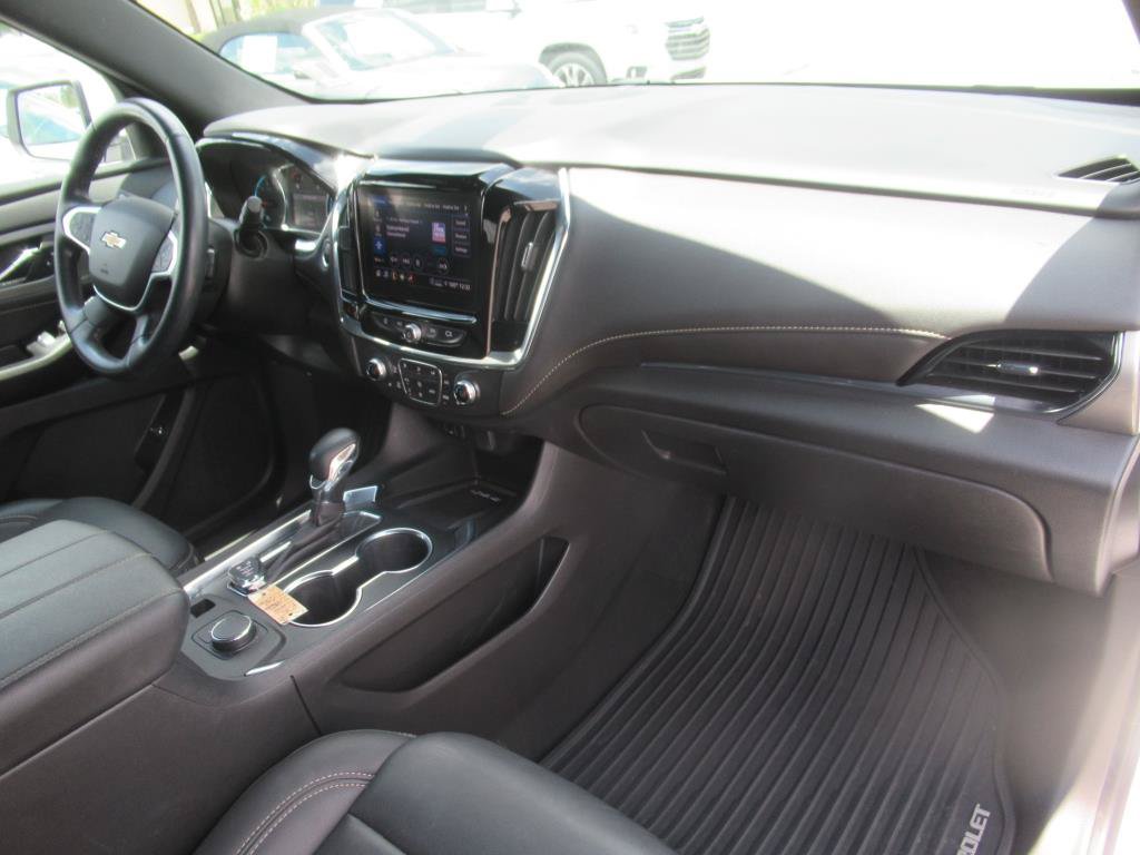 Certified 2023 Chevrolet Traverse LT FWD image 11