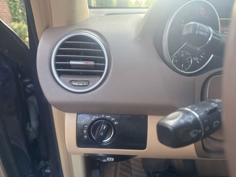 Used 2011 Mercedes-Benz ML 350 4MATIC image 13