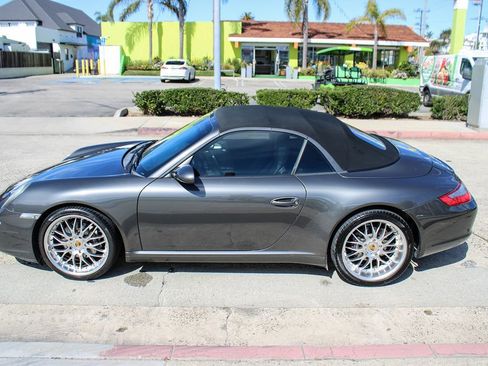 Used 2008 Porsche 911 Cabriolet image 11