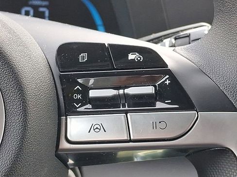 Certified 2026 Hyundai Elantra SE image 21