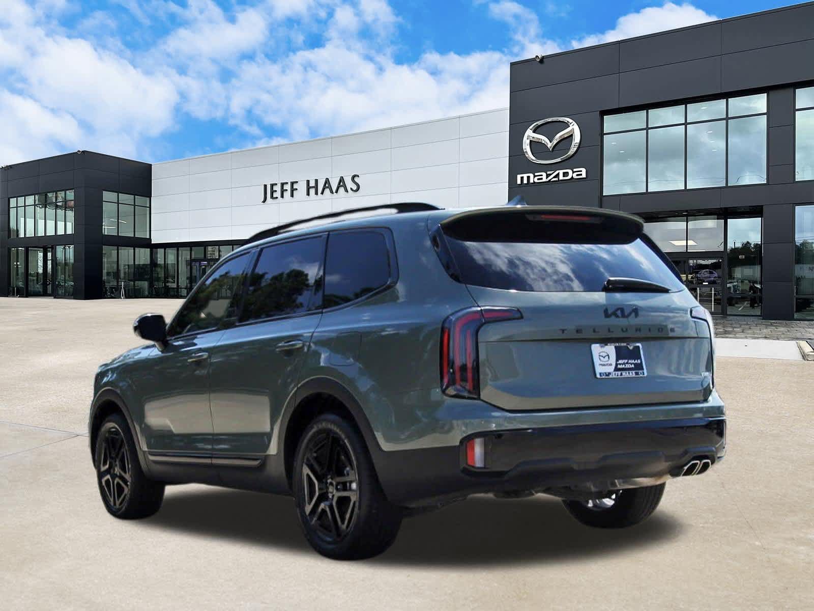 Used 2025 Kia Telluride SX Prestige X-Line AWD/4WD image 2