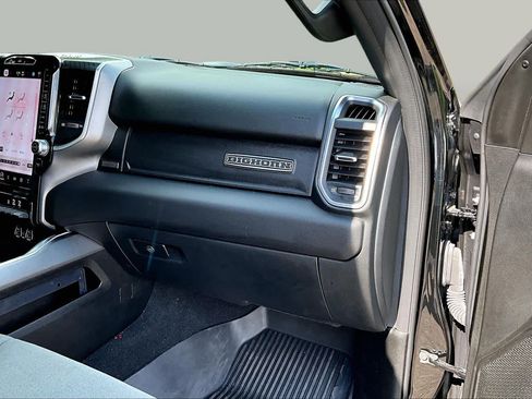 Used 2025 RAM 1500 Big Horn AWD/4WD image 19