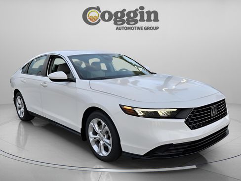 New 2025 Honda Accord LX image 7