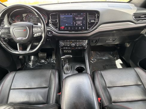 Used 2024 Dodge Durango GT RWD image 17