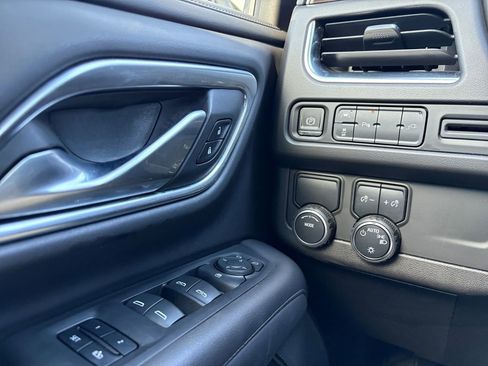 Used 2022 Chevrolet Tahoe LT image 12