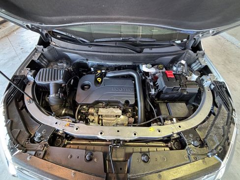 Used 2025 Chevrolet Equinox LT image 31