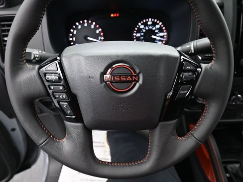 Used 2024 Nissan Frontier PRO-4X w/ Off-Road Protection Package image 19