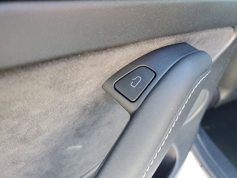 Used 2022 Tesla Model 3 Performance image 16