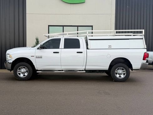 Used 2017 RAM 2500 Tradesman w/ Chrome Appearance Group AWD/4WD image 2