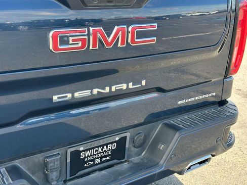 Used 2023 GMC Sierra 1500 Denali w/ Technology Package image 13
