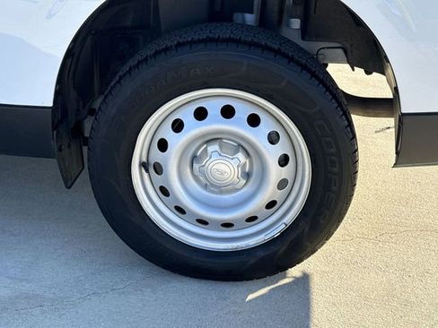 Used 2022 Ford Maverick XL image 11