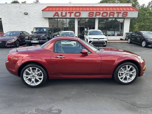 Used 2015 MAZDA MX-5 Miata Grand Touring w/ Premium Package RWD image 4