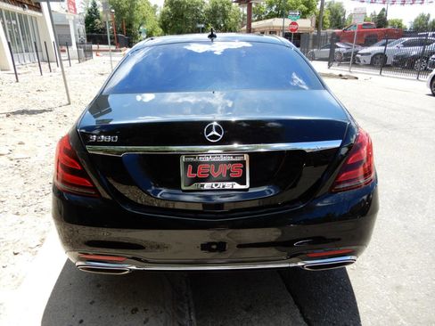 Used 2018 Mercedes-Benz S 560 Sedan w/ AMG Line Exterior image 5