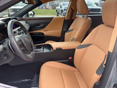 Used 2024 Lexus ES 350 w/ Premium Package image 13