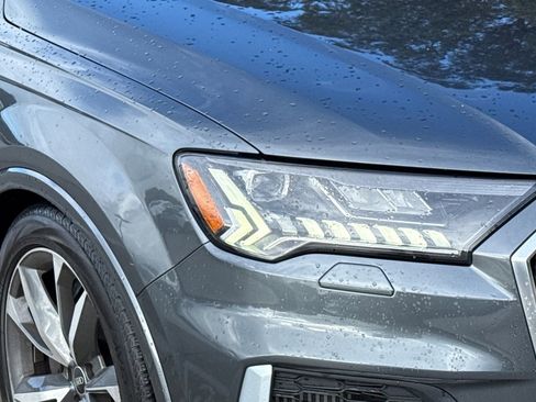 Used 2021 Audi SQ7 Premium Plus w/ Executive Package image 10