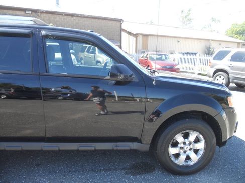 Used 2010 Ford Escape Limited AWD/4WD image 10