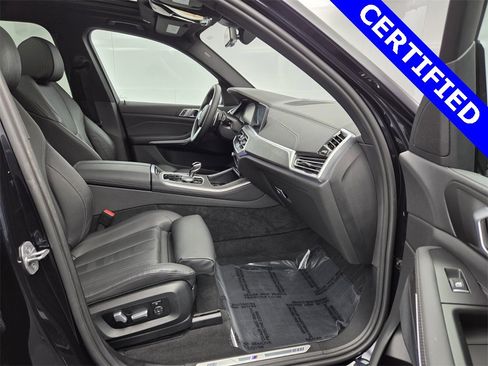 Certified 2022 BMW X5 xDrive40i w/ M Sport Package image 16