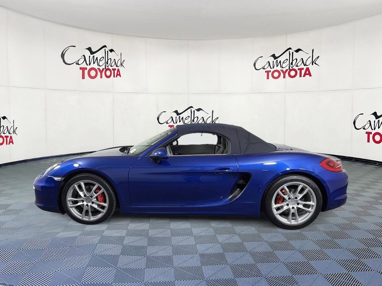 Used 2013 Porsche Boxster S RWD image 4