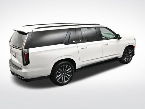 Certified 2022 Cadillac Escalade ESV Sport w/ Touring Package AWD/4WD image 20