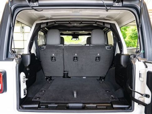 Used 2025 Jeep Wrangler Unlimited Sport AWD/4WD image 8