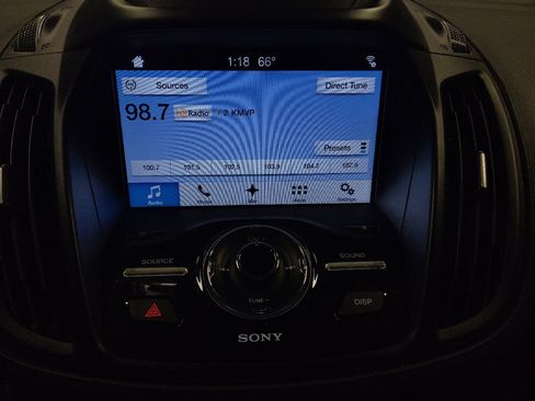 Used 2018 Ford Escape Titanium w/ Ford Safe & Smart Package image 25