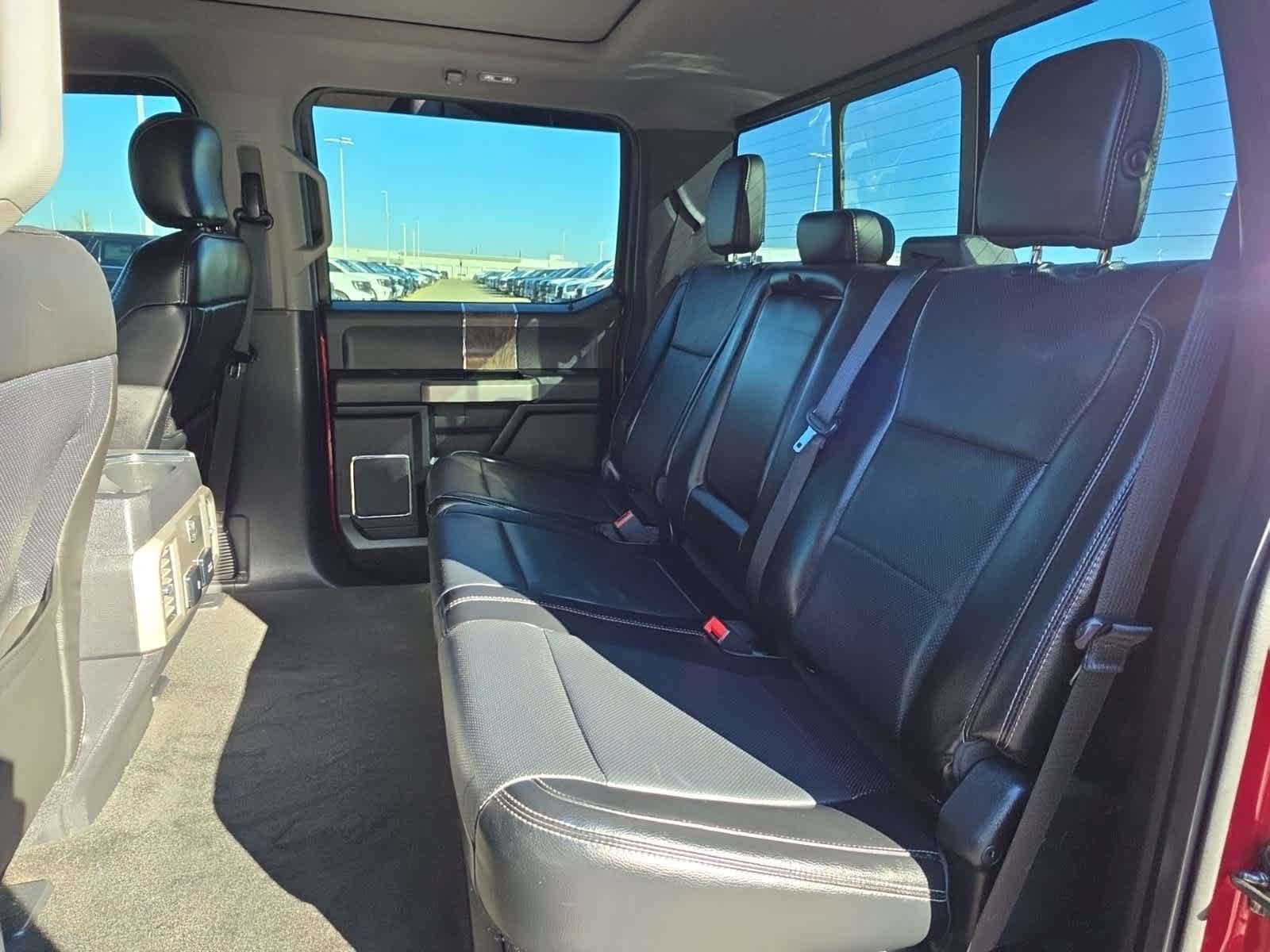 Used 2017 Ford F250 Lariat w/ Lariat Ultimate Package AWD/4WD image 41