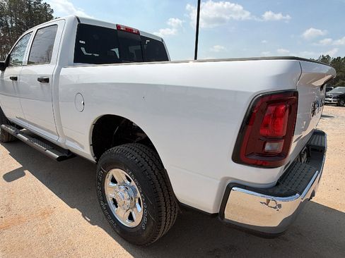 New 2026 RAM 2500 Tradesman AWD/4WD image 10