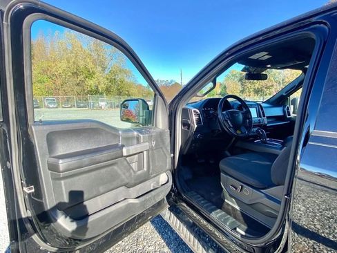 Used 2018 Ford F150 XLT w/ Equipment Group 302A Luxury image 16