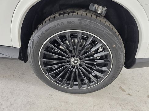 New 2026 Mercedes-Benz GLC 300 image 14
