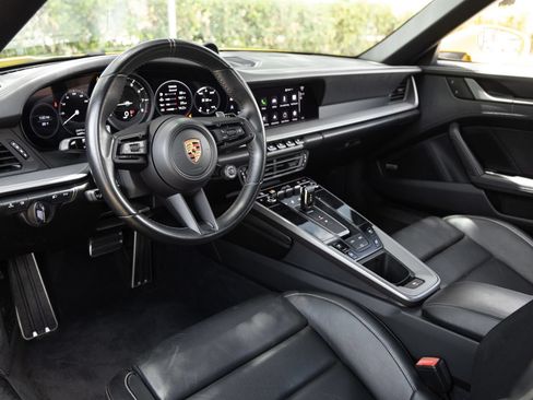 Certified 2022 Porsche 911 Carrera S RWD image 3