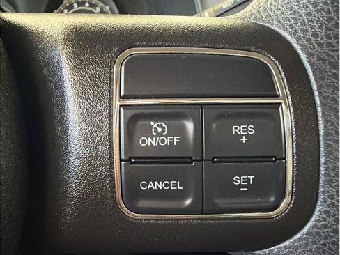 Used 2014 Jeep Patriot Sport FWD image 18